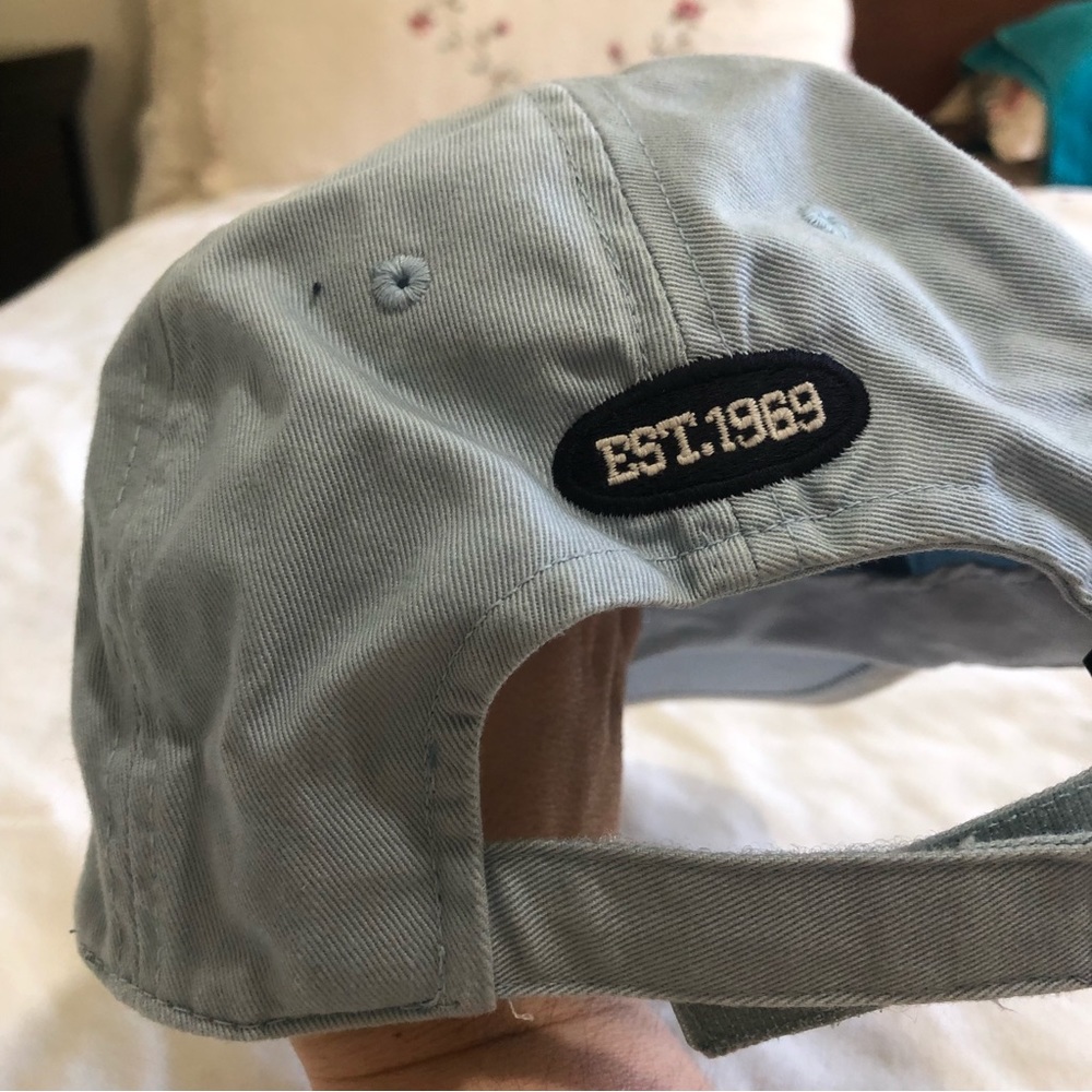 🔴Gap sky blue and white and dark blue logo boys hat size small - Picture 6 of 10